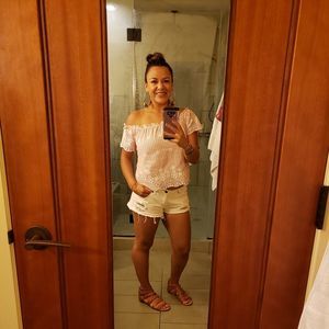 Meet your Posher, Ariana